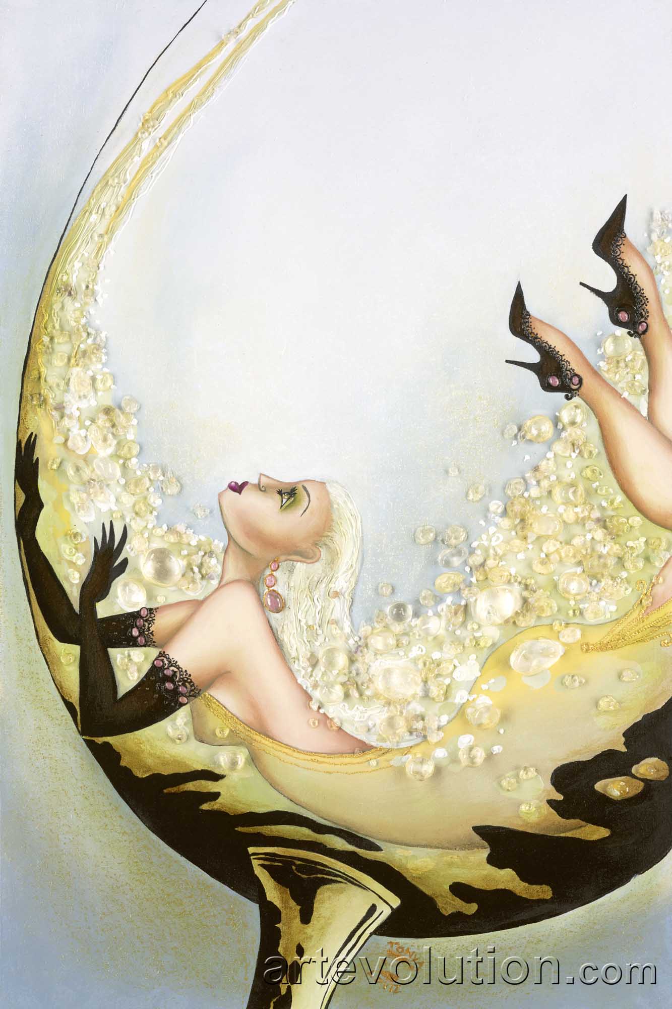 Crystal Liquid Champagne