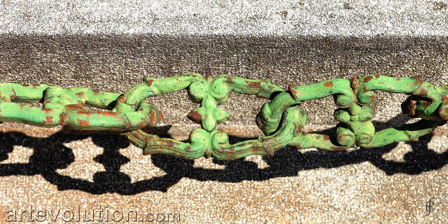 Chain Detail