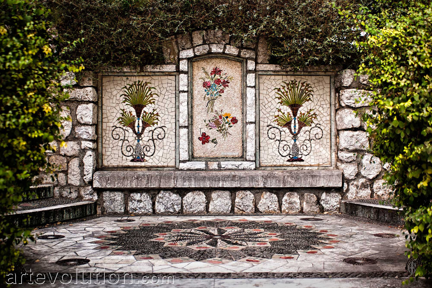 Chateau Nice Detail